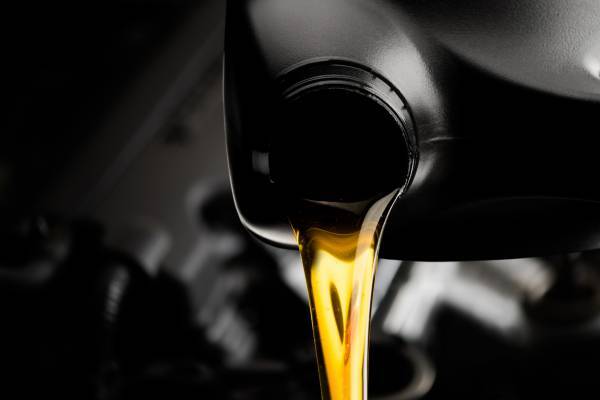 How to Choose the Right Oil for your Car