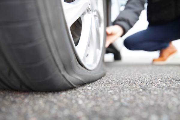 You have a flat tyre: What should you do? 